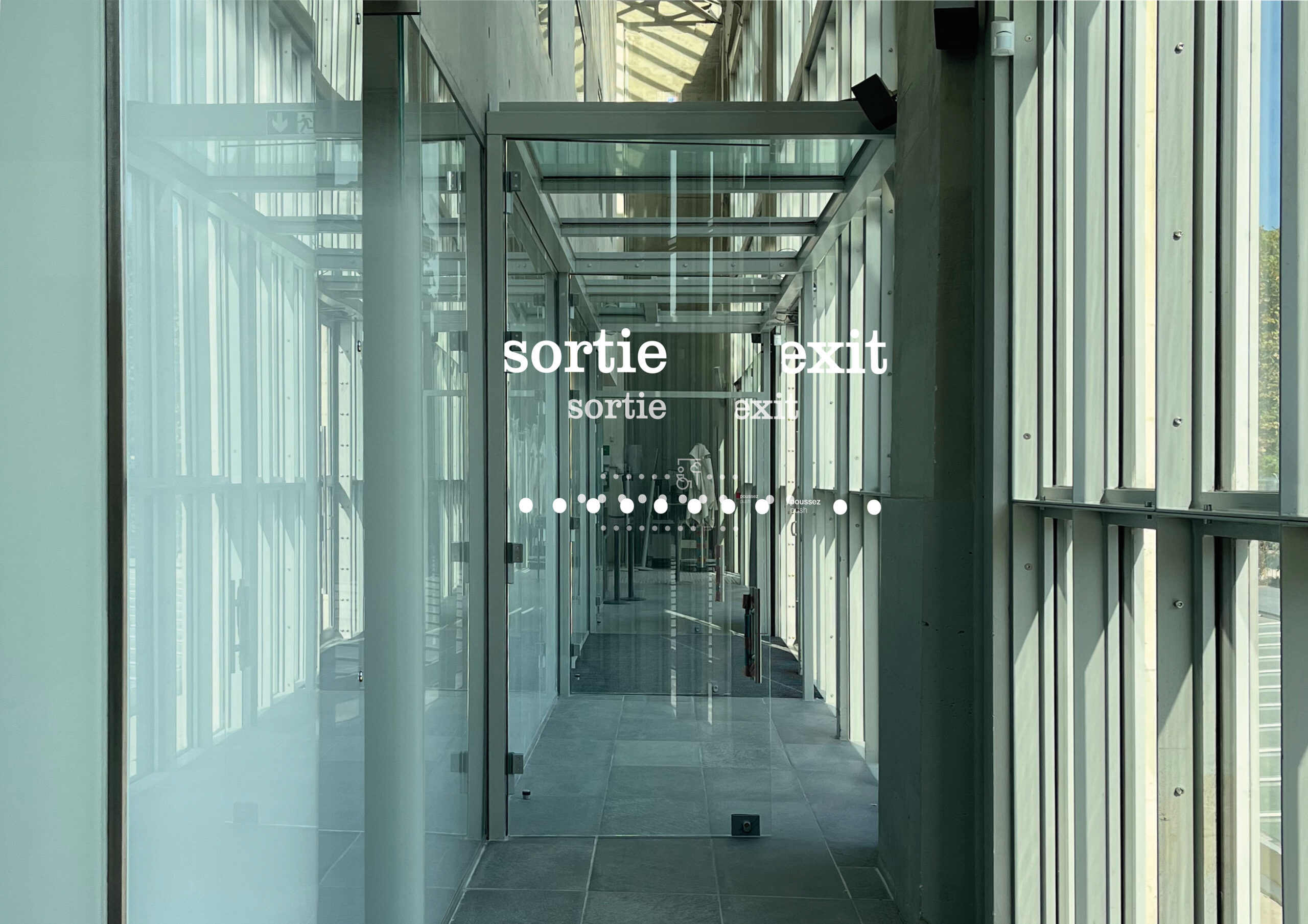 PREZZ-Porte-Sortie3